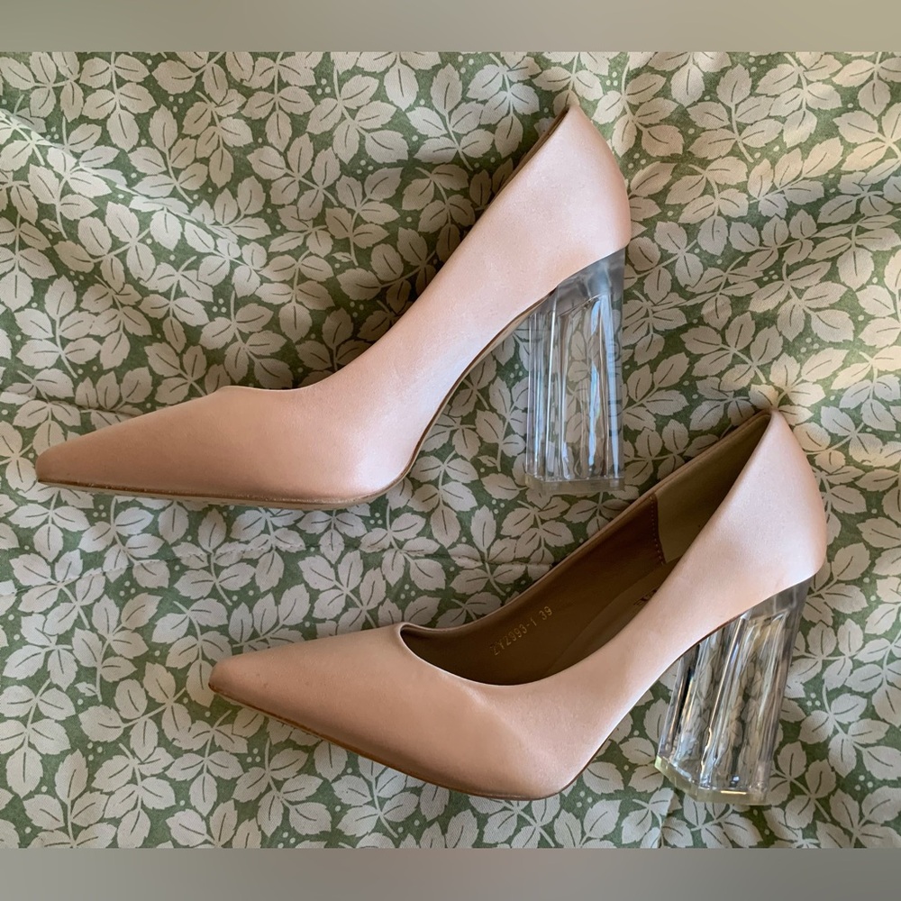 Bigtree Champagne Satin SHOES Pumps Clear Block Heels size 39 NWOT